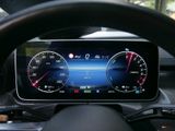 MERCEDES-BENZ C 300 e // AMG DISTR SPUR STANDH AHK KAMERA PDC