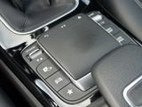 MERCEDES-BENZ A 180 d KAMERA PANO SPUR PDC SHD SHZ