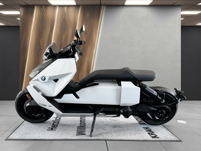 BMW CE 04 Komfort-Dynamik-Paket+SZH+Kurvenlicht+