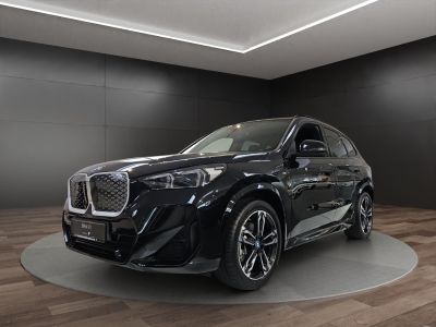 BMW iX1 xDrive30-M-Sportpaket+Comfort-Paket+Iconic+