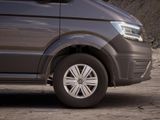 VW NFZ Crafter 35 Kasten Motor: 2,0 l TDI EU6-EC SCR 103 kW Getriebe: Frontantrieb 8-Gang-Automatikgetriebe Radstand: 3640 m