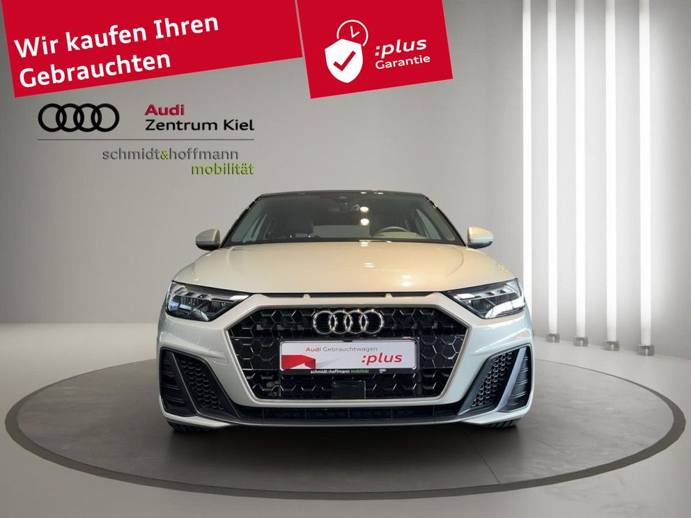 AUDI A1 Sportback 25 TFSI S-line S-tronic LED ACC