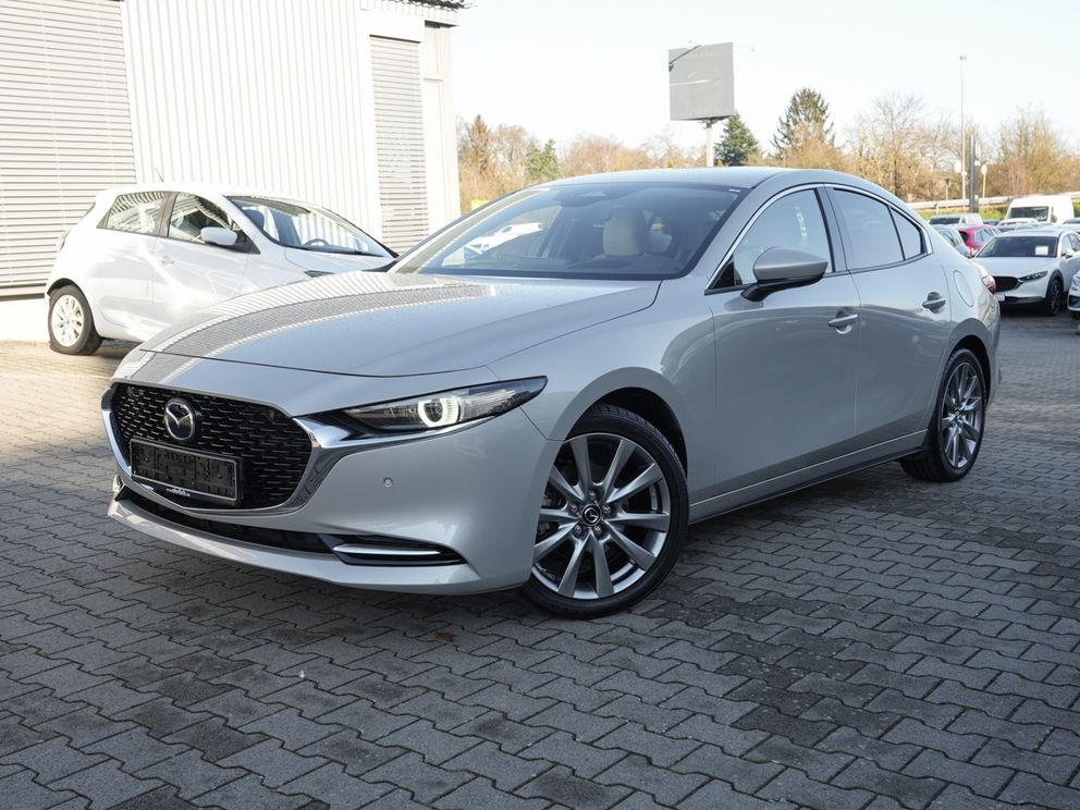 MAZDA 3 Fastback Exclusive-Line   BOSE+RFK+PDC+NAVI