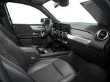 MERCEDES-BENZ GLB 200 d 4M // AHK DISTR KAMERA SPUR PDC SHZ