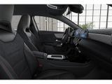 MERCEDES-BENZ A 250 e , AMG BURM 360 DISTR KAMERA SPUR STANDH
