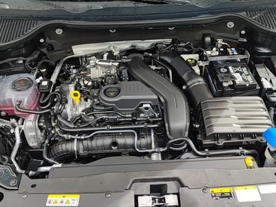 SKODA Karoq 1.5 TSI ACT Balance Klima Rückfahrkamera