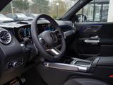 MERCEDES-BENZ GLB 200 d AMG NIGHT MULTI 360 AHK DISTR KAMERA