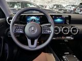 MERCEDES-BENZ A 180 d Kompaktlimousine SPUR KAMERA PDC SHZ
