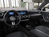 MERCEDES-BENZ A 200 // AVANTGARDE DISTR KAMERA SPUR PDC SHZ