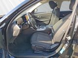 BMW 330 e xDrive Touring Park-Assistent Aktive Geschwindigkeitsregelung