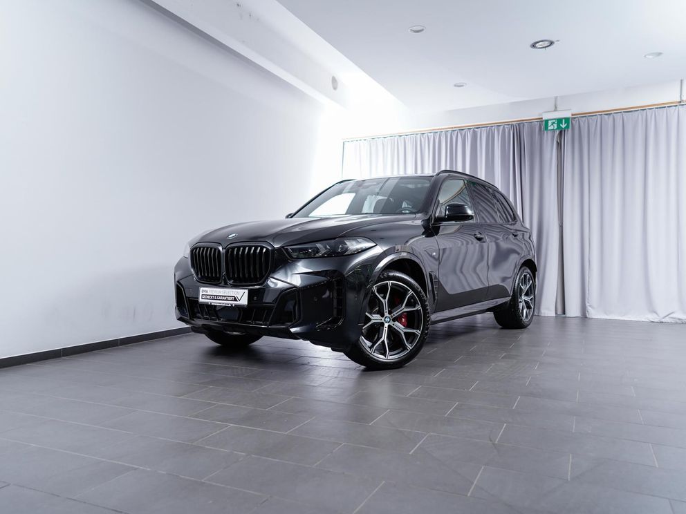 BMW X5 xDrive40i M Sport Pro Pano AHK ACC H&K