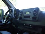 MERCEDES-BENZ Sprinter 519 PRITSCHE DOKA ALLRAD KLIMA AHK 3,5T STANDH