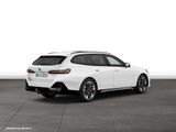 BMW 550e xDrive Touring