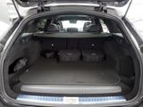 MERCEDES-BENZ E 300 de 4MATIC T-Modell mit EQ Hybrid Technologie