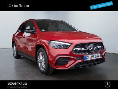 MERCEDES-BENZ GLA 200 AMG NIGHT AHK DISTR KAMERA PANO SPUR PDC