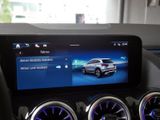 MERCEDES-BENZ GLA 180 NIGHT PROGRESSIVE 360 AHK DISTR KAMERA