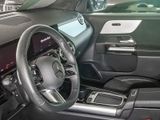 MERCEDES-BENZ GLA 200 d | AMG NIGHT AHK DISTR KAMERA PANO SPUR