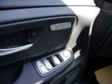 MERCEDES-BENZ V 250 EDITION EXTRAL NAVI KAMERA LED 8SITZER PDC