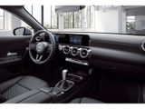 MERCEDES-BENZ A 180 d AHK KAMERA PANO SPUR PDC SHD SHZ
