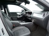 MERCEDES-BENZ GLA 200 d | AMG NIGHT AHK DISTR KAMERA PANO SPUR