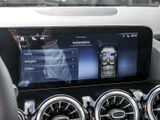 MERCEDES-BENZ GLA 200 AMG NIGHT SPUR PANO AHK KAMERA PDC SHZ