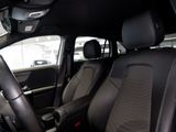 MERCEDES-BENZ GLA 180 d // PROGRESSIVE AHK KAMERA SPUR PDC SHZ