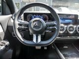 MERCEDES-BENZ GLA 200 AMG NIGHT SPUR DISTR PANO AHK 360 PDC