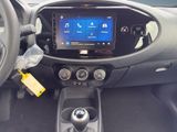 TOYOTA Aygo X 1.0 VVT-i Business Edition