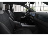 MERCEDES-BENZ GLA 200 AMG NIGHT MULTI 360 DISTR KAMERA SPUR