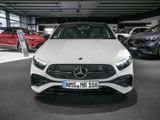 MERCEDES-BENZ A 200 d  AMG NIGHT SPUR PANO DISTR KAMERA PDC