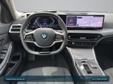 BMW 318i Limousine Head-Up+AHK+Navi+Kamera+ACC+SHZ