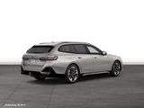 BMW 550e xDrive Touring