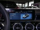 MERCEDES-BENZ A 200 d AMG NIGHT SPUR PANO DISTR KAMERA PDC