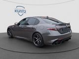 ALFA ROMEO Giulia 2.9 V6 Quadrifoglio 520PS+1.Hand