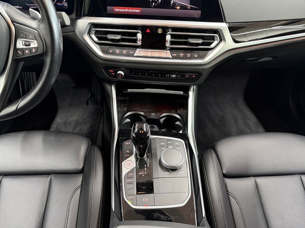 BMW 330 i xDrive Touring Sport Line Memoy+Navi+SHZ