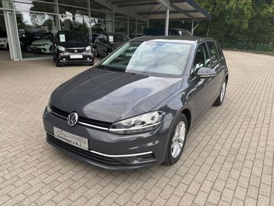 VW Golf VII 1.6TDI DSG Navi/PDC/SHZ/GJR/Bluetooth