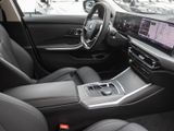 BMW 318 dTour+Navi+DAB+HUD+LED+360Kamera+Leder+PDCv+h