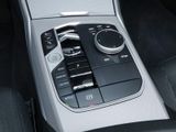 BMW 330 ixDrive LED Glasdach 360 HIFI HeadUP ACC