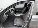 BMW 320 d touring HiFi Stop&Go Panorama Lenkradheizung