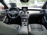 MERCEDES-BENZ CLA 180 Coupé Urban/Pano/LED/PDC/SHZ/