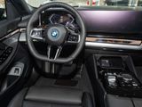 BMW 530 e Touring+M Sport+ Park-Assistent+HUD+AHK-klappbar+Navi+Digitales Cockpit