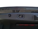 MERCEDES-BENZ E 200 4M , AVANTGARDE 360 AHK DISTR KAMERA SPUR