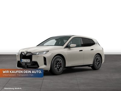 BMW iX xDrive60 