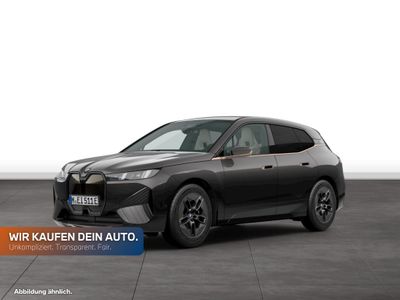 BMW iX xDrive45 