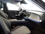 MERCEDES-BENZ E 220 T d ,  AVANTGARDE AHK DISTR KAMERA SPUR
