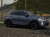 VW T-Cross R-Line 1.0 l TSI 85 kW (116 PS) 7-Gang-Doppelkupplungsgetriebe DSG