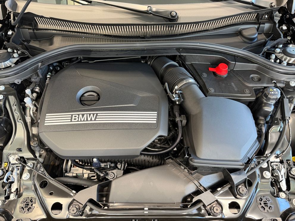 BMW 216 i Gran Coupe SHZ+Navi+Shadow-Line+LED+RFK