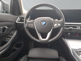 BMW 330 i Limousine LC Prof Sportsitze adapt. LED