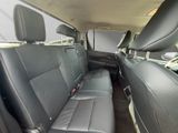 TOYOTA Hilux DOUBLE CAB INVINCIBLE*15 J. GARANTIE