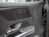 MERCEDES-BENZ GLA 200 d 4MATIC AMG NIGHT MULTI 360 AHK DISTR